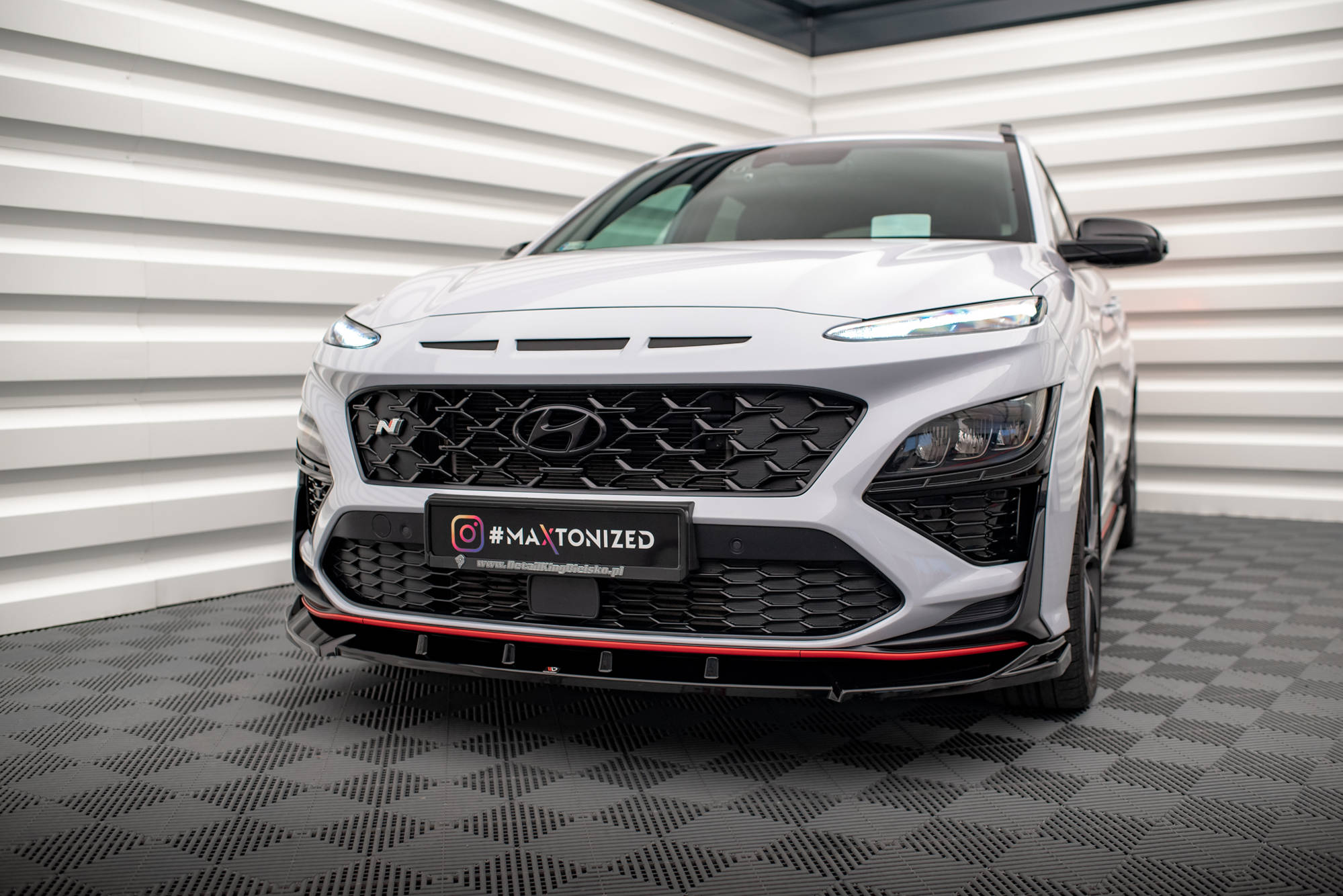 Front Ansatz V.2 für Hyundai Kona N Mk1 schwarz Hochglanz