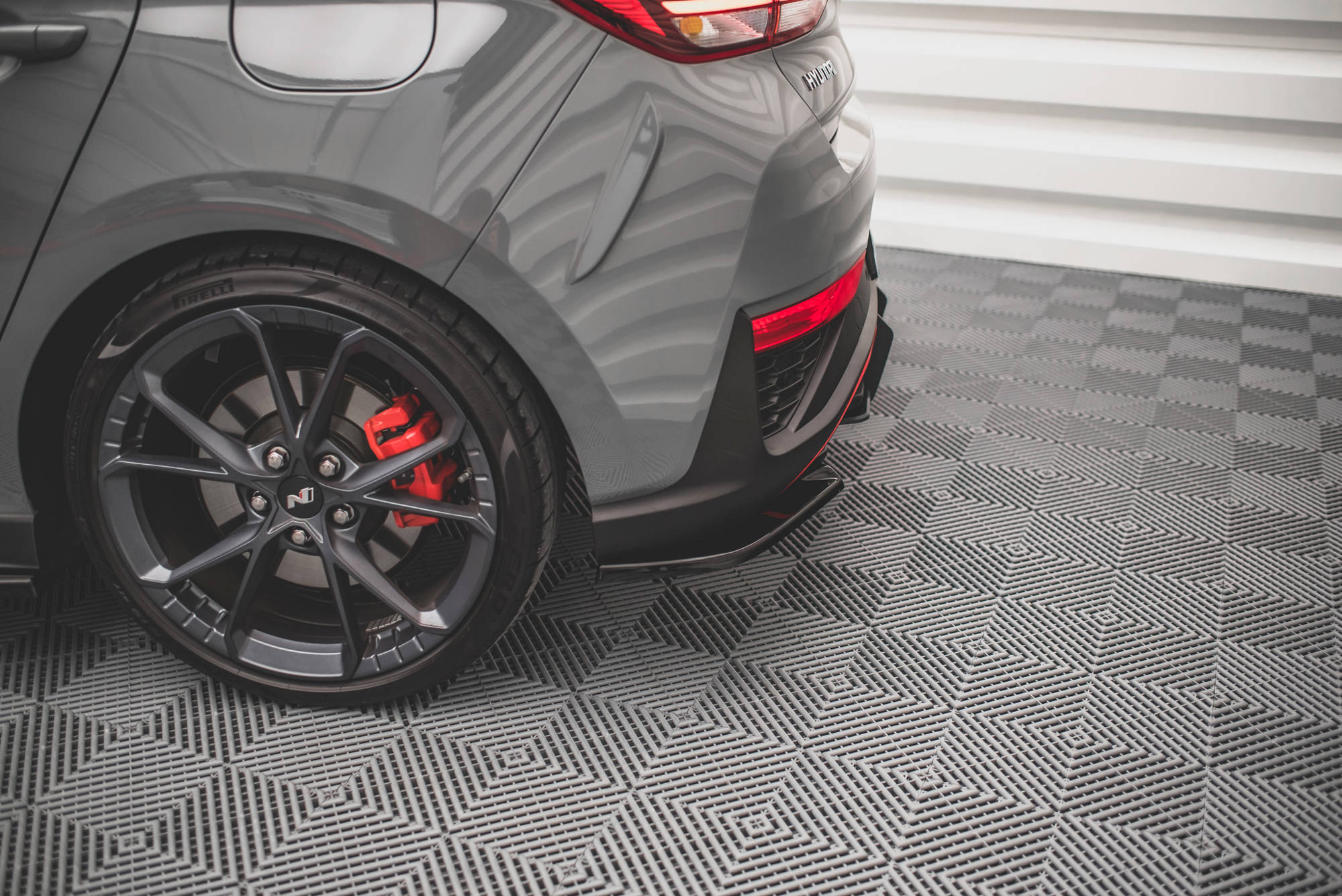 Heck Ansatz Flaps Diffusor V.2 für Hyundai I30 N Hatchback Mk3 Facelift schwarz Hochglanz