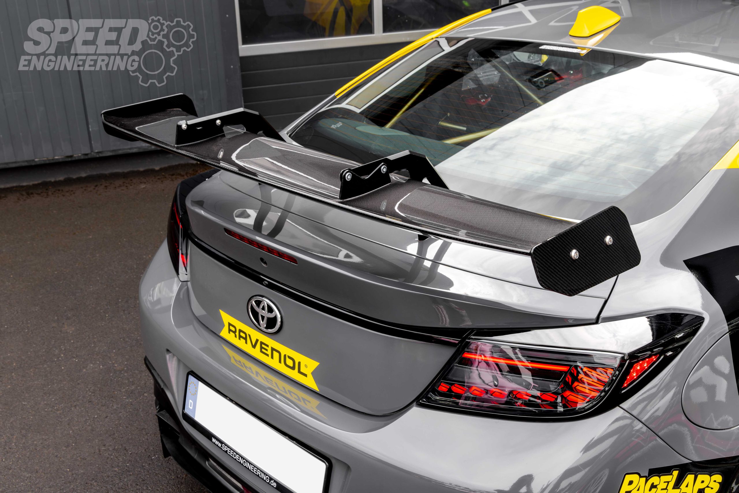 Big Wing Swan Neck Heckflügel passend für Toyota GR86/Subaru BRZ 2 mit Teilegutachten