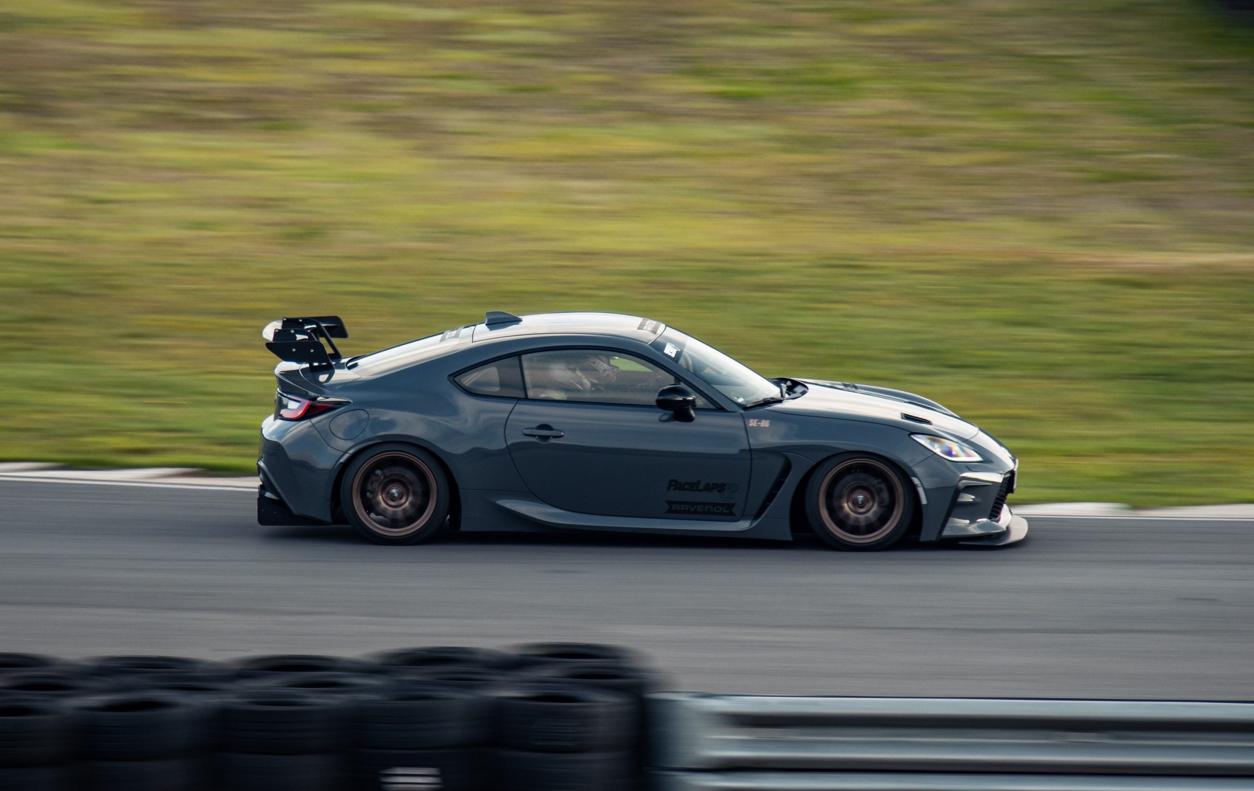 Swan Neck Wing Heckflügel passend für Toyota GR86/ Subaru BRZ2 mit Teilegutachten