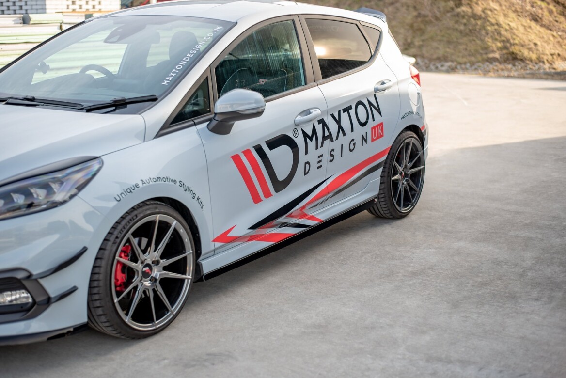 Seitenschweller Ansatz Cup Leisten V.2 für Ford Fiesta Mk8 ST / ST-Line schwarz Hochglanz