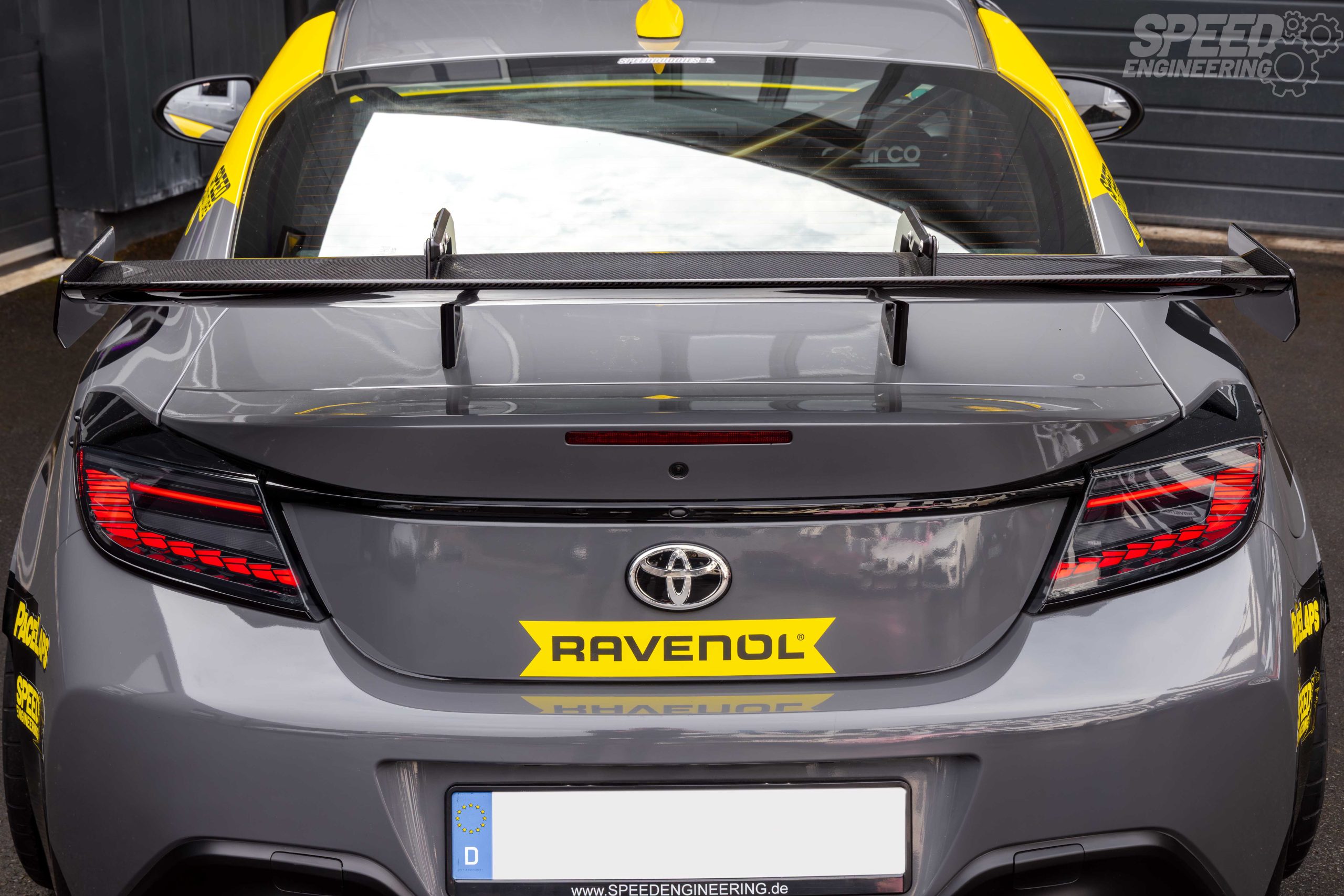 Big Wing Swan Neck Heckflügel passend für Toyota GR86/Subaru BRZ 2 mit Teilegutachten