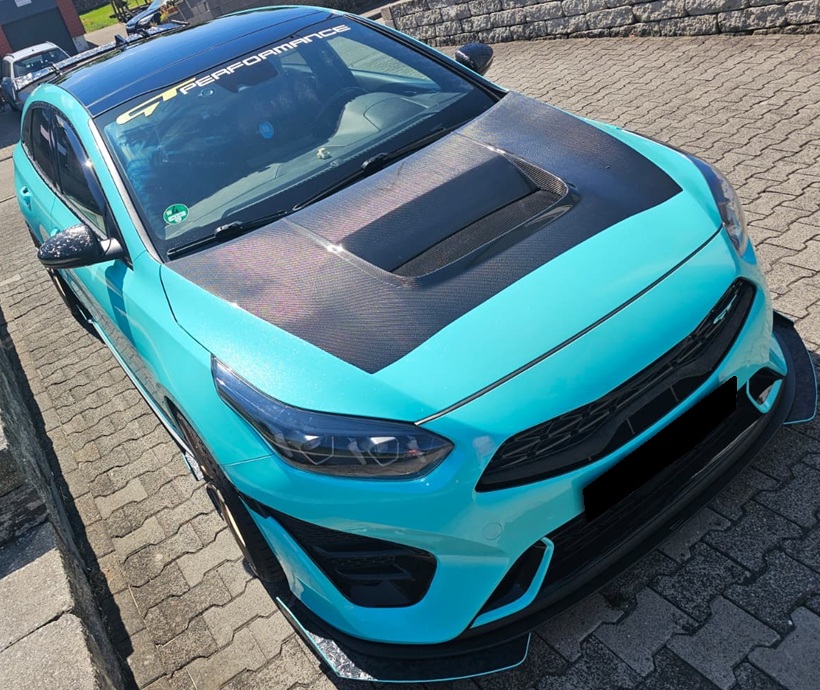 KIA Ceed GT Carbonmotorhaube "TCR Style"