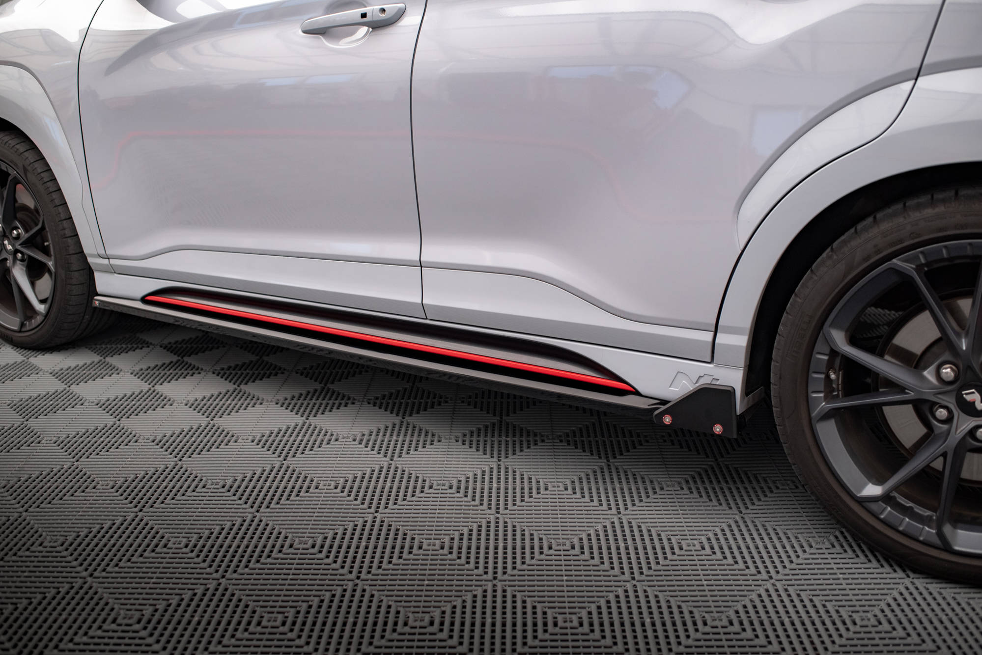 Seitenschweller Ansatz für V.1 für + Flaps Hyundai Kona N Mk1