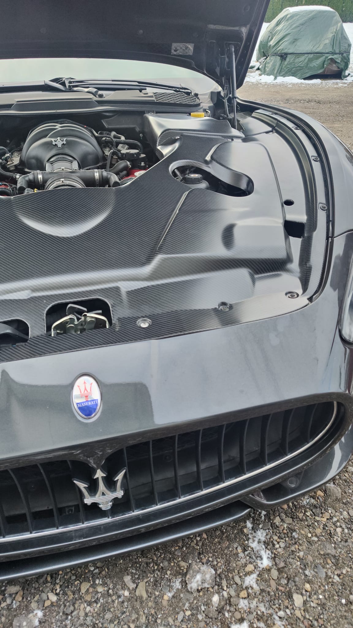 Carbon Motorabdeckung für Maserati Grantourismo