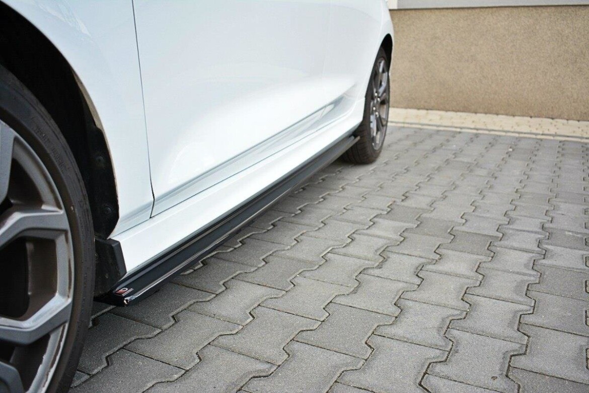 Seitenschweller Ansatz Cup Leisten V.1 für Ford Fiesta Mk8 ST / ST-Line schwarz Hochglanz