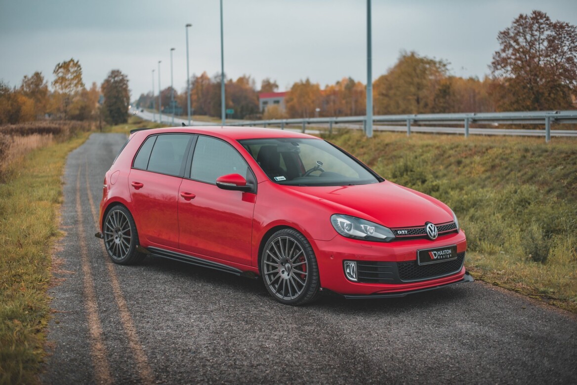 Seitliche Flaps Wings für VW Golf 6 GTI Mk6 schwarz Hochglanz