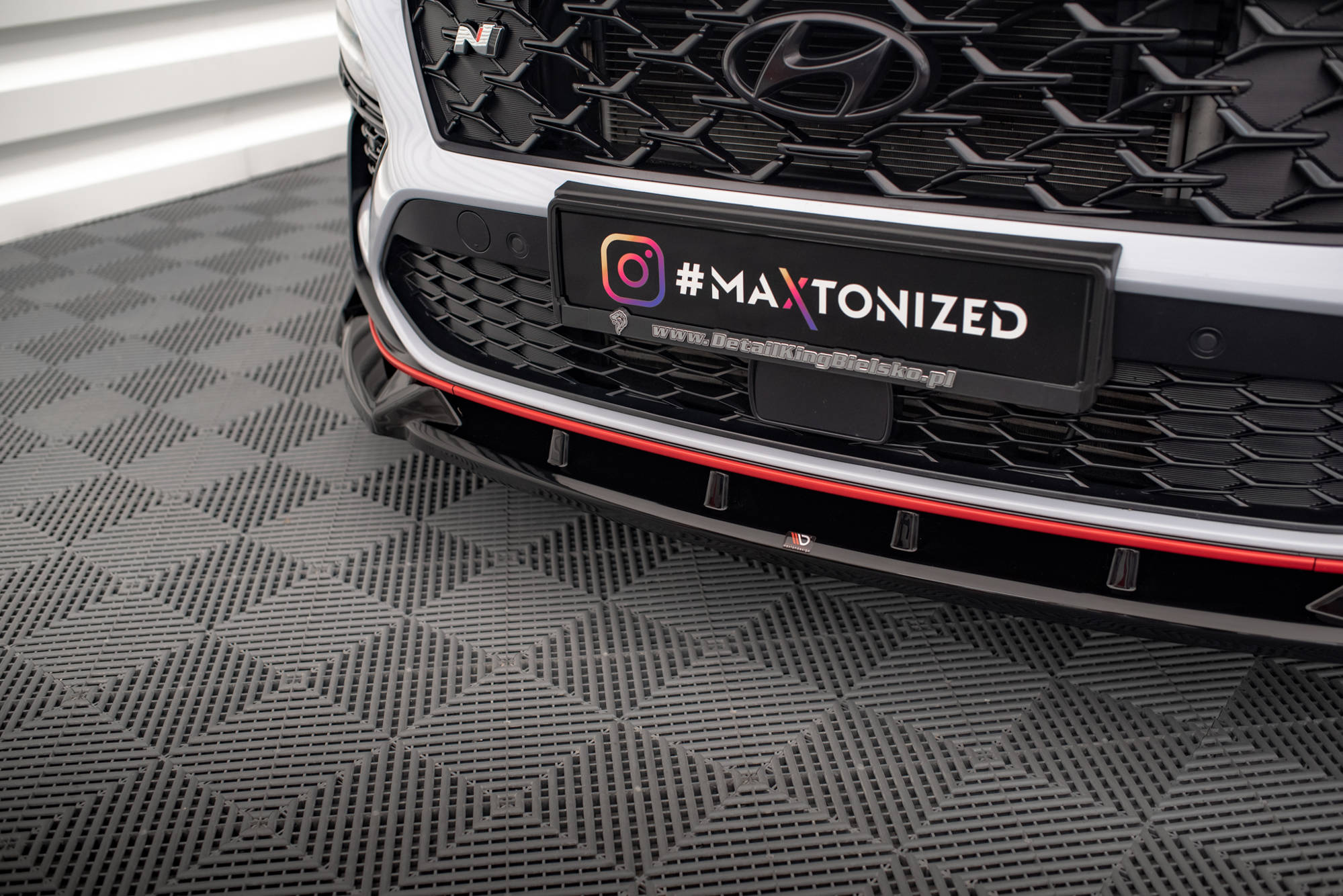 Front Ansatz V.1 für Hyundai Kona N Mk1 schwarz Hochglanz